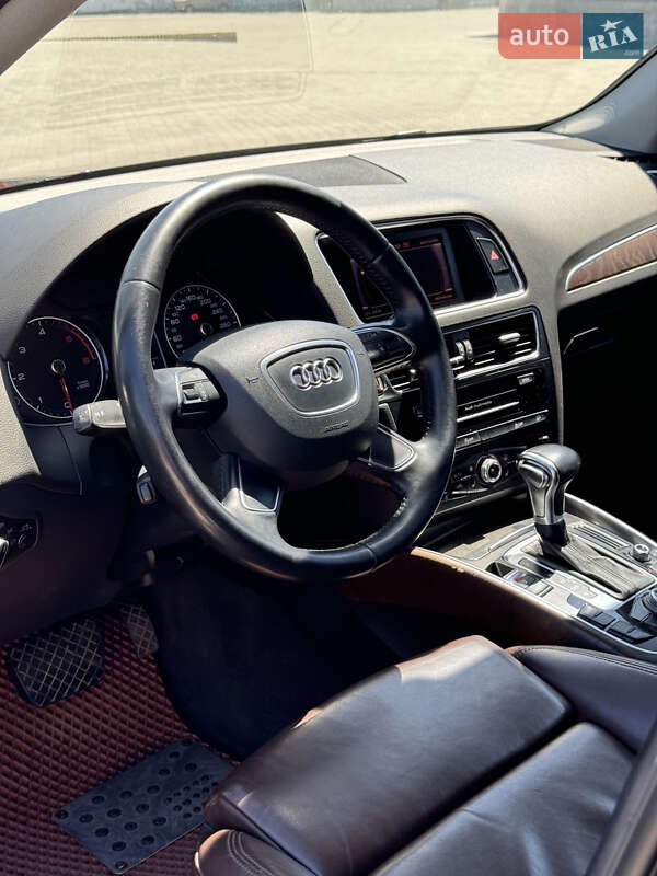 Внедорожник / Кроссовер Audi Q5 2013 в Вознесенске