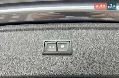 Внедорожник / Кроссовер Audi Q5 2023 в 