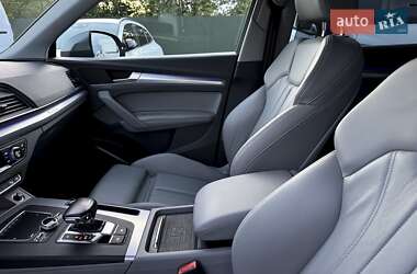 Внедорожник / Кроссовер Audi Q5 2019 в 