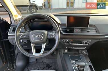 Внедорожник / Кроссовер Audi Q5 2018 в 