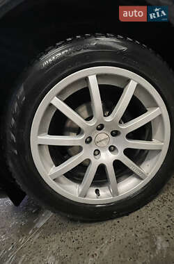 Внедорожник / Кроссовер Audi Q5 2011 в 