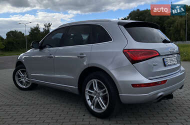 Внедорожник / Кроссовер Audi Q5 2015 в 