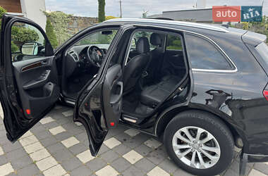 Внедорожник / Кроссовер Audi Q5 2015 в 