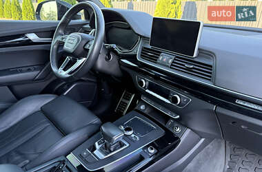 Внедорожник / Кроссовер Audi Q5 2019 в 