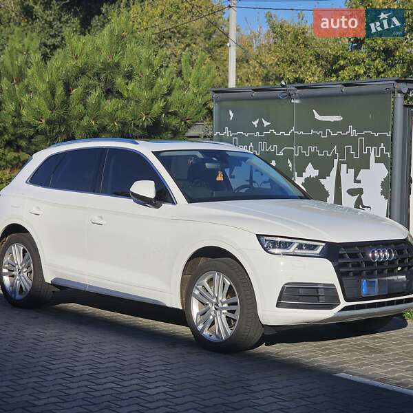 Внедорожник / Кроссовер Audi Q5 2017 в Киеве