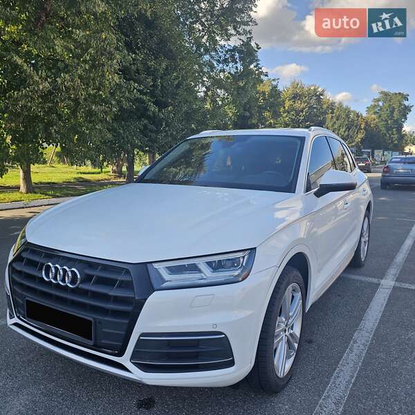 Внедорожник / Кроссовер Audi Q5 2017 в Киеве