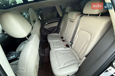 Внедорожник / Кроссовер Audi Q5 2012 в 