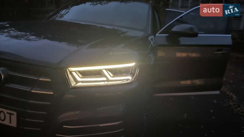 Внедорожник / Кроссовер Audi Q5 2017 в Дрогобыче