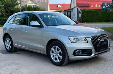 Внедорожник / Кроссовер Audi Q5 2011 в 