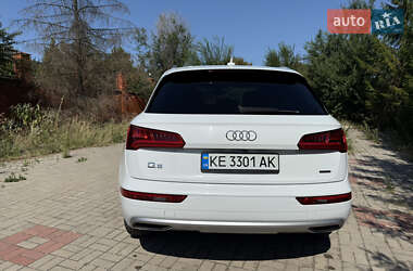 Внедорожник / Кроссовер Audi Q5 2019 в 