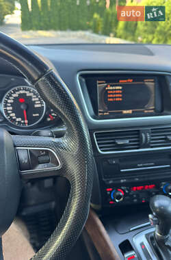 Внедорожник / Кроссовер Audi Q5 2011 в 