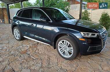 Внедорожник / Кроссовер Audi Q5 2018 в 