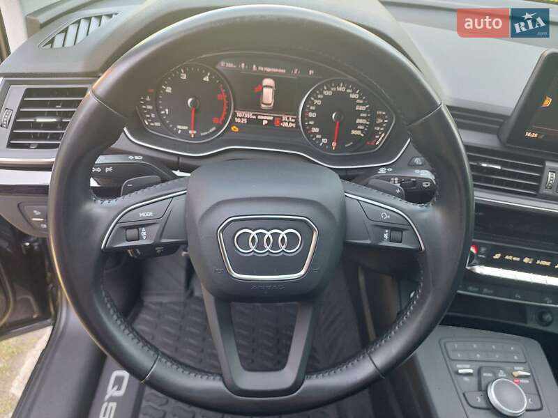 Внедорожник / Кроссовер Audi Q5 2017 в Коломые
