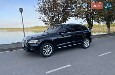 Внедорожник / Кроссовер Audi Q5 2016 в 