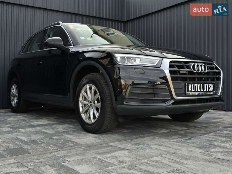 Позашляховик / Кросовер Audi Q5 2018 в Луцьку