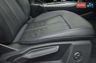 Позашляховик / Кросовер Audi Q5 2018 в 