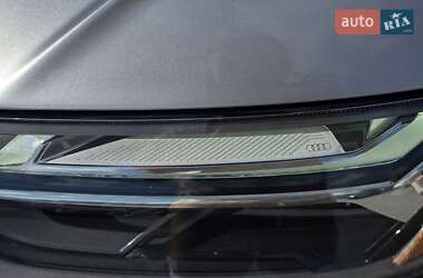 Внедорожник / Кроссовер Audi Q5 2022 в 