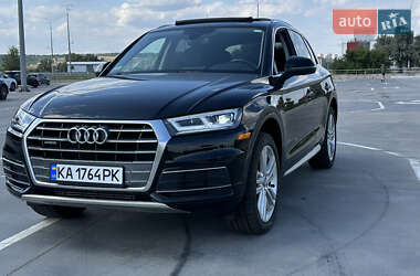 Внедорожник / Кроссовер Audi Q5 2018 в 
