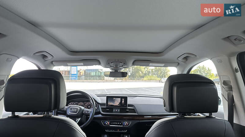 Внедорожник / Кроссовер Audi Q5 2018 в Киеве
