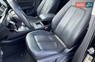 Внедорожник / Кроссовер Audi Q5 2018 в 