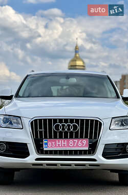Внедорожник / Кроссовер Audi Q5 2016 в 