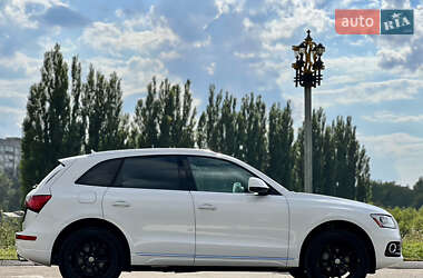 Внедорожник / Кроссовер Audi Q5 2016 в 