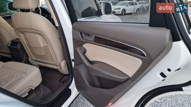 Внедорожник / Кроссовер Audi Q5 2013 в Ровно