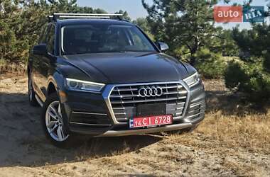 Внедорожник / Кроссовер Audi Q5 2020 в 