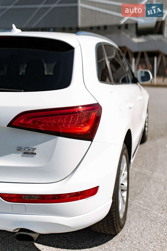 Позашляховик / Кросовер Audi Q5 2013 в Львові