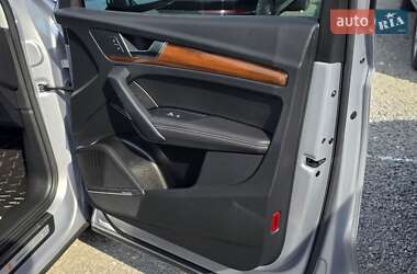 Внедорожник / Кроссовер Audi Q5 2022 в 