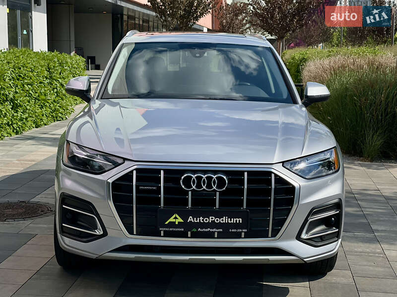 Внедорожник / Кроссовер Audi Q5 2022 в Киеве