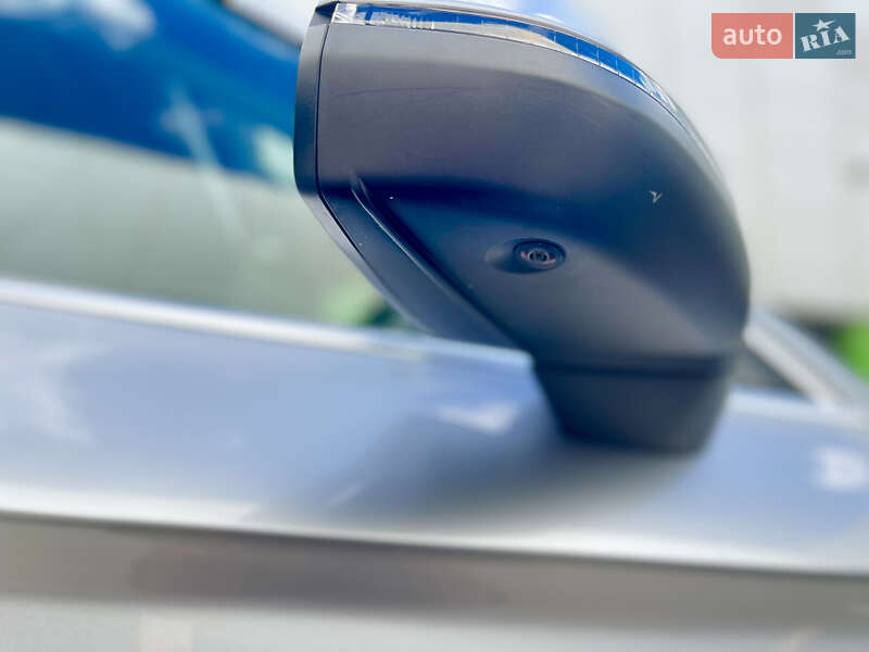 Внедорожник / Кроссовер Audi Q5 2022 в Киеве