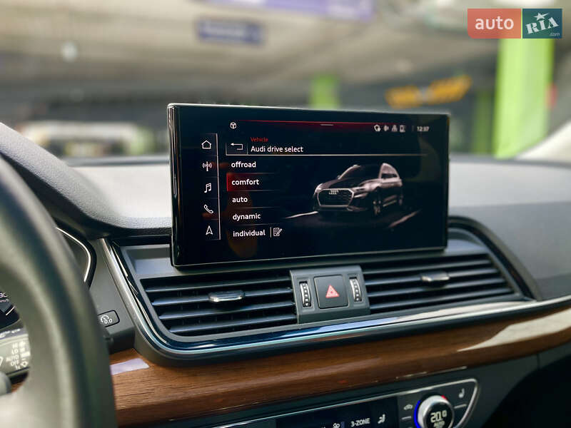 Внедорожник / Кроссовер Audi Q5 2022 в Киеве