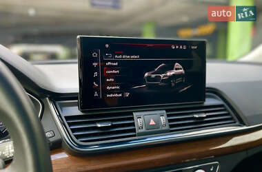 Внедорожник / Кроссовер Audi Q5 2022 в 