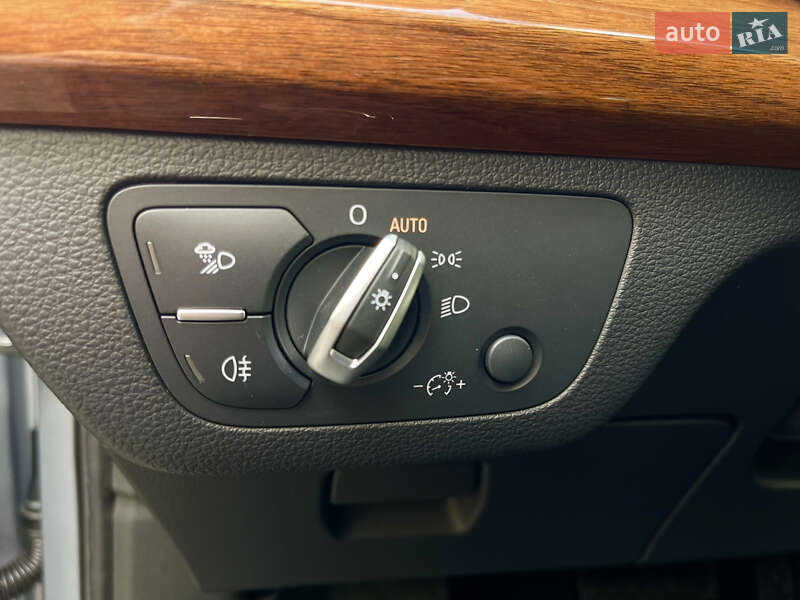 Внедорожник / Кроссовер Audi Q5 2022 в Киеве