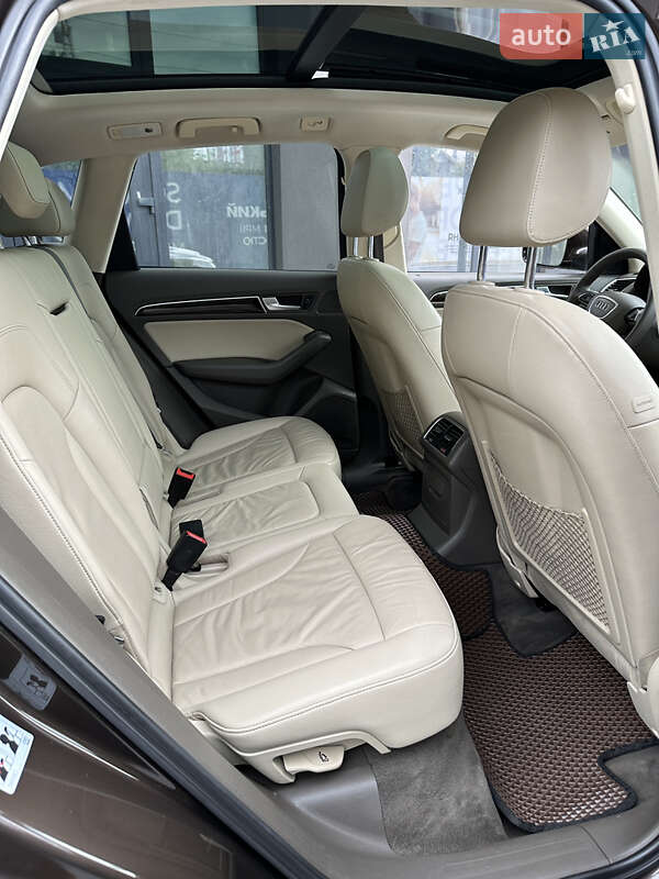 Внедорожник / Кроссовер Audi Q5 2013 в Ивано-Франковске