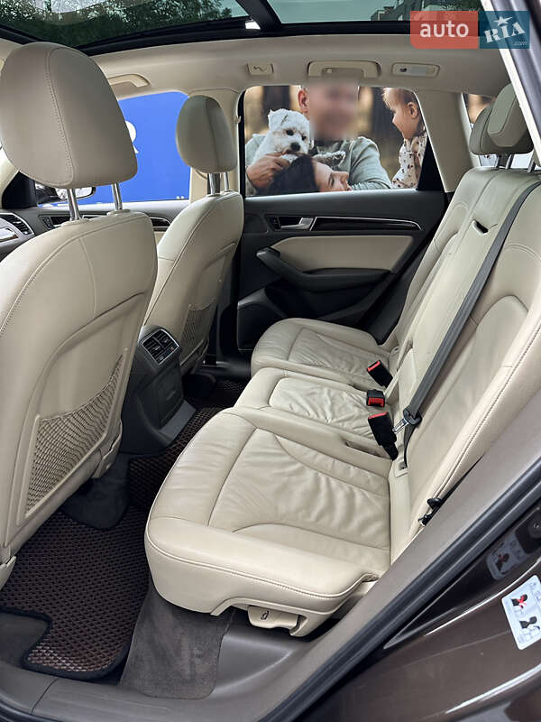 Внедорожник / Кроссовер Audi Q5 2013 в Ивано-Франковске