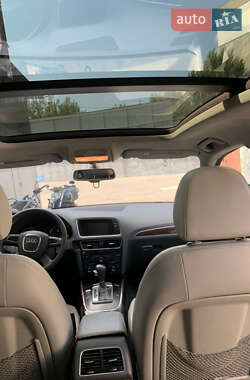Внедорожник / Кроссовер Audi Q5 2011 в 