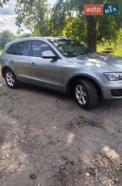 Внедорожник / Кроссовер Audi Q5 2011 в 