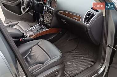 Внедорожник / Кроссовер Audi Q5 2012 в 