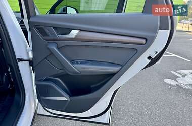 Внедорожник / Кроссовер Audi Q5 2023 в 