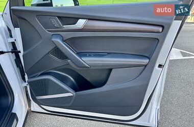 Внедорожник / Кроссовер Audi Q5 2023 в 