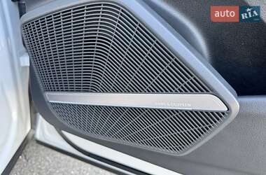 Внедорожник / Кроссовер Audi Q5 2023 в 