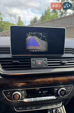 Внедорожник / Кроссовер Audi Q5 2018 в 