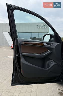 Внедорожник / Кроссовер Audi Q5 2015 в 