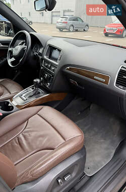 Внедорожник / Кроссовер Audi Q5 2015 в 