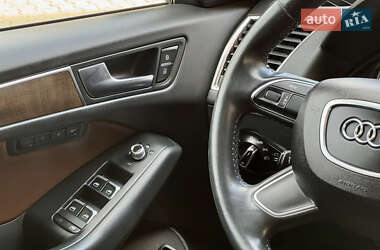 Внедорожник / Кроссовер Audi Q5 2016 в 