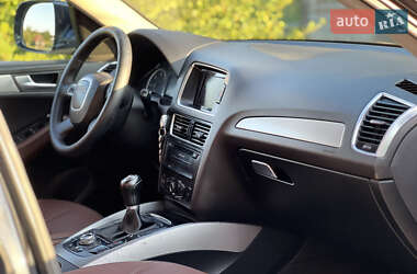 Внедорожник / Кроссовер Audi Q5 2011 в 