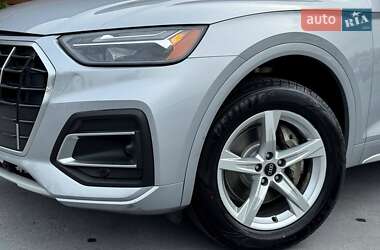 Внедорожник / Кроссовер Audi Q5 2021 в 
