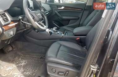 Внедорожник / Кроссовер Audi Q5 2019 в 